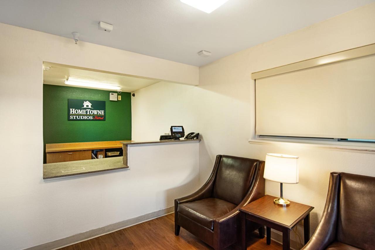 Hometowne Studios By Red Roof Colorado Springs - Airport Exteriér fotografie