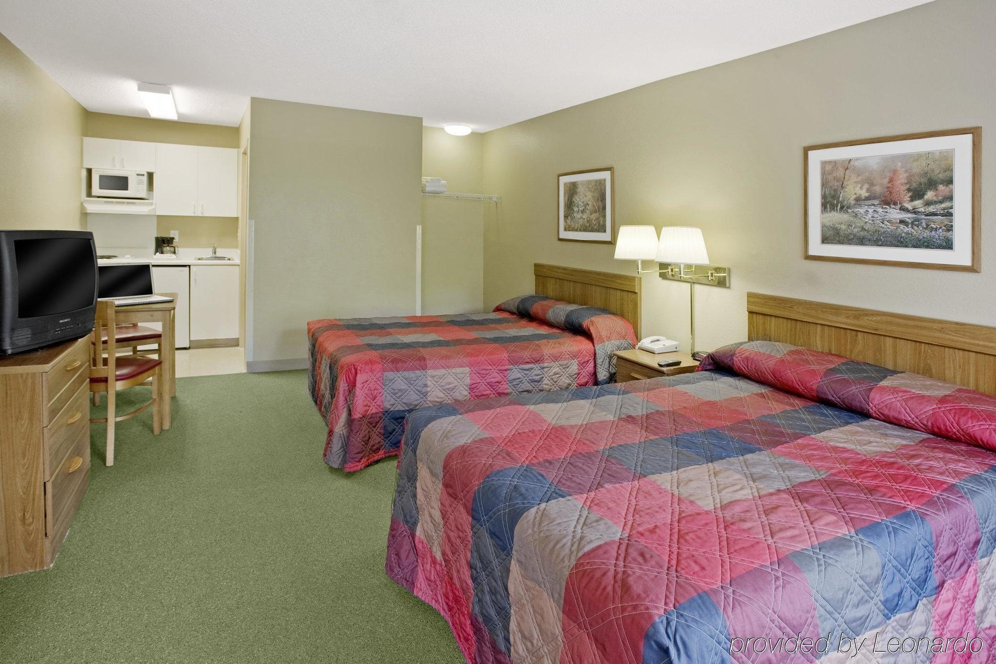 Hometowne Studios By Red Roof Colorado Springs - Airport Exteriér fotografie
